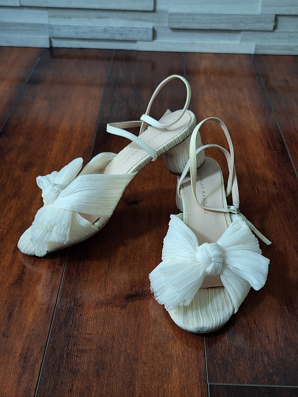 Loeffler Randall Camellia Pleated Bow Heels Ivory Ankle Strap Sandals Womens 6